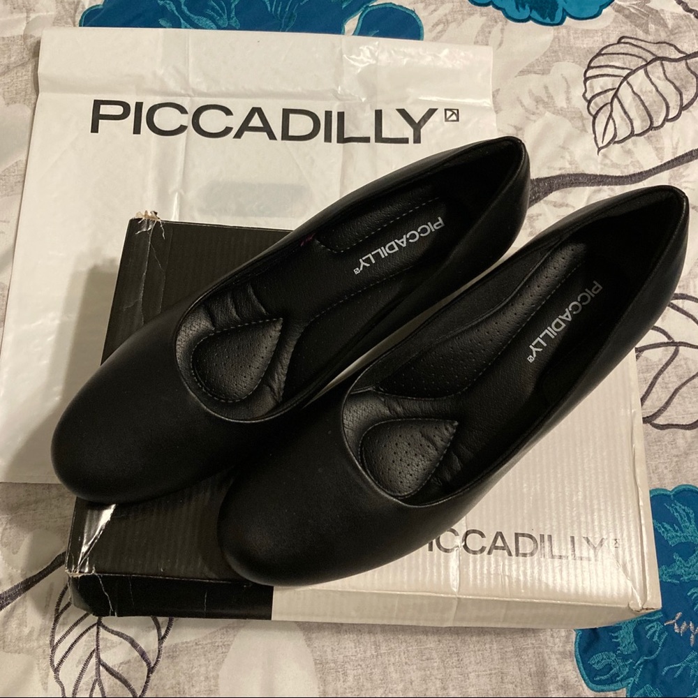 Piccadilly Flight Attendant Business Court Shoe